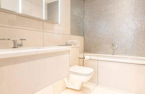 Superb Apartment near Buckingham Palace - Photo 2