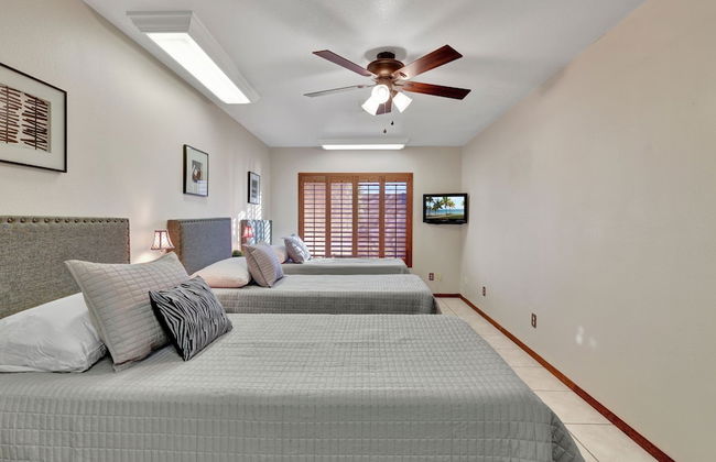 Amenities Galore! Outdoor Living & Lots of Games - Foto 7