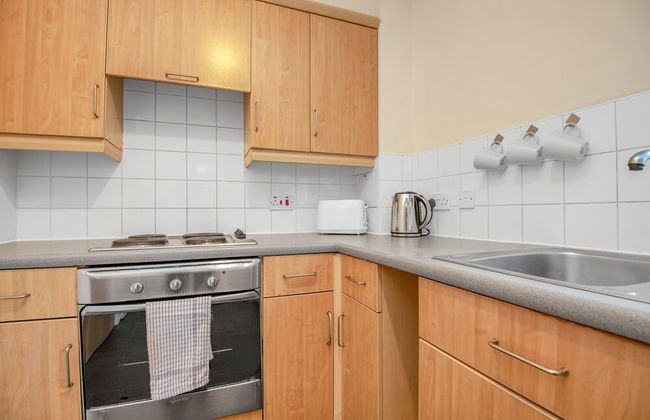 Tony Asga - Coady Apartment - Photo 13