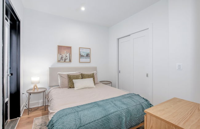 Capitol Hill Suites- Unit 7 - Photo 2