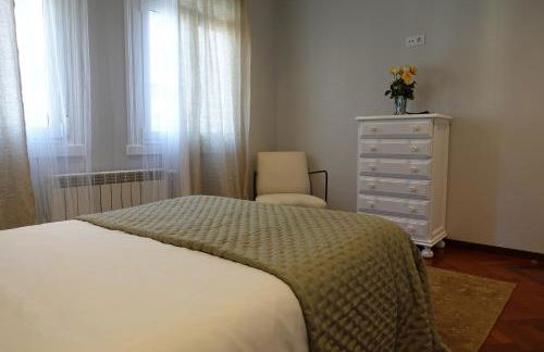 Céntrico y acogedor piso con garaje - Foto 13