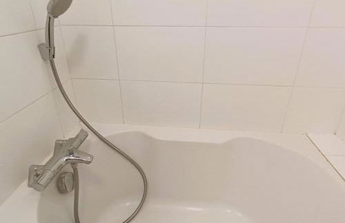 L'Oasis-T2 spacieux-Wifi-TV-Proche Gare - Foto 8