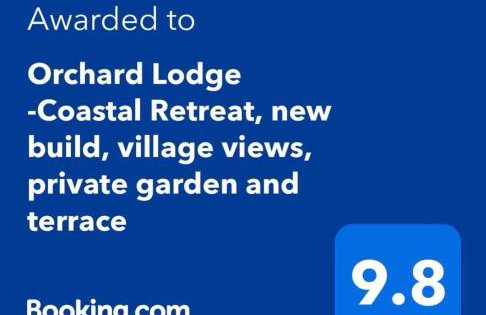 Orchard Lodge-Coastal Retreat, newly built hideaway with village views and private terrace - Foto 7