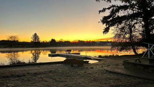 Gearhart Lakefront Vacation Rental - Foto 3