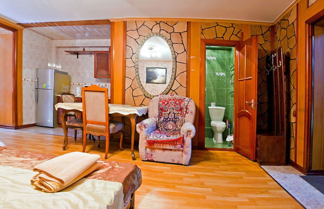 Lessor Apartments - Photo 6