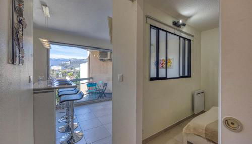 L'Hôtelier - CHU / Bein Sport/Canal + - Foto 3