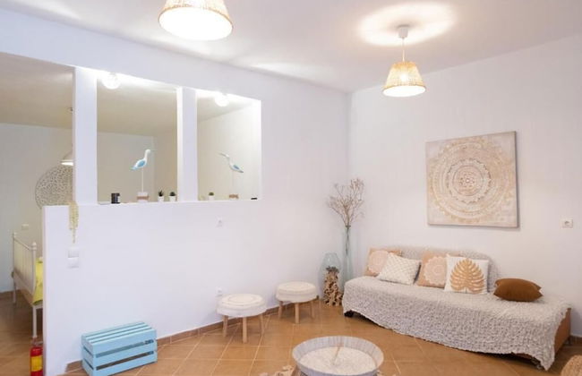 Dreamscape 3-Bedroom Mykonos Hideaway - Photo 26