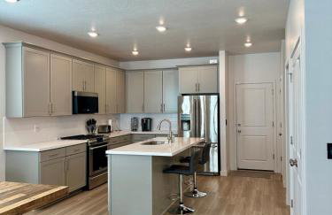 Great Location Sleeps 8 with 5 Beds and 3 Baths - Foto 14