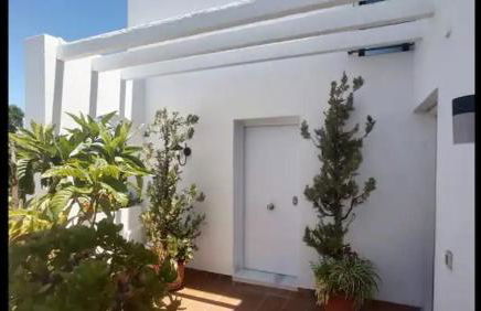 Fabuloso y amplio Duplex en Urb Jardines de Sotogrande - Foto 4