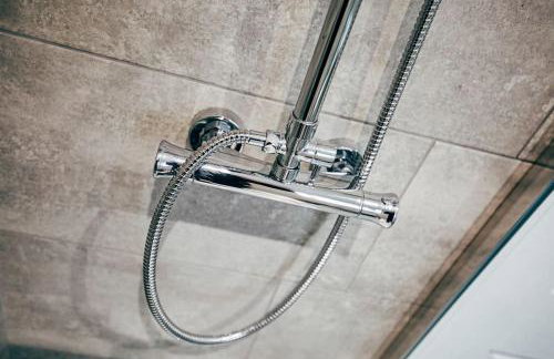 Park & Relax in 1bd Central Liverpool home - Foto 13