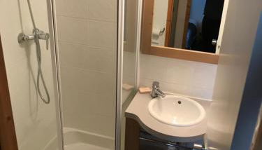 DUPLEX 6P A BELLE-PLAGNE (2050 m), SKIS AUX PIEDS, EN PLEIN CŒURS DE LA STATION RESIDENCE LE BERYL. - Foto 5, Shower