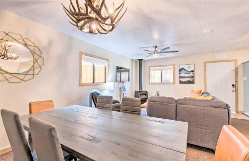 Red River Retreat Walk to Lifts, Mtn Views! - Foto 9