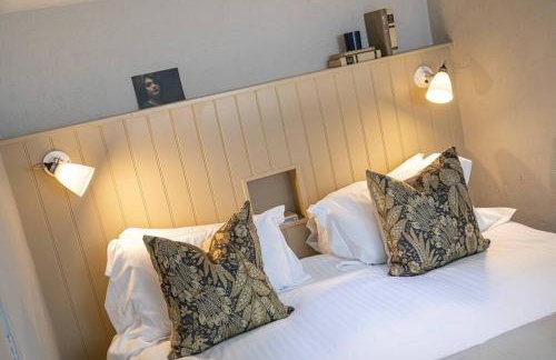 Farriers Cottage-Tranquil Haven, Central Location! - Photo 25