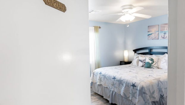 The Sandbar - Pet Friendly! Overlooking Community Pool! - Foto 5, Habitación