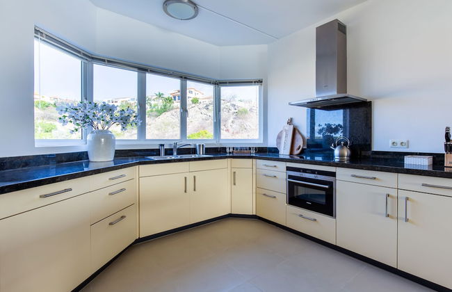 Fascinating Ocean Front 3BR Penthouse at Blue Bay Beach & Golf Resort - Foto 8