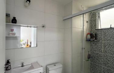 Tranquilo, vista para montanha e lazer completo - Foto 2