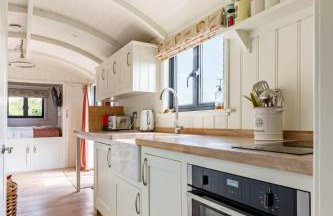 Unique Double Shepherd's Hut Hideaway - Pembrokeshire - Foto 2