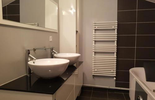 Duplex cosy - 3 chambres avec garage, balcon et clim - Foto 11