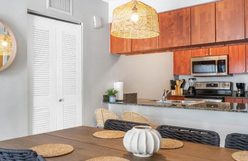 Luxurious 3BR Condo with Pool in Brickell - Foto 44