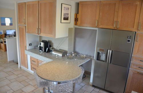 Grande Villa proche Sophia avec magnifique vue mer - Foto 19