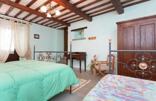 Farmhouse in Apecchio with Pool & Spa - Foto 22