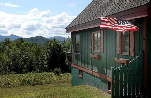 Bavarian-Style Chalet Rental with Adirondack Mountain Views in Indian Lake, New York - Foto 18