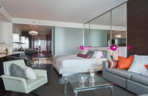 Strip View Luxury Studio No Resort Fee Palms Place - Foto 34