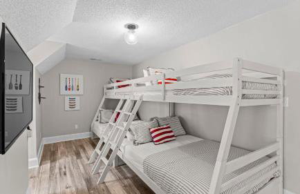 Winding Down by Avantstay Sleeps 20 + Dock, View - Foto 74