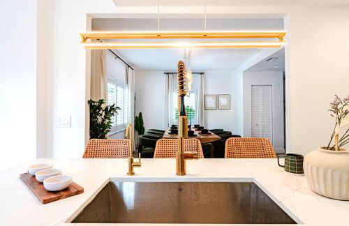 Palm Beach Oasis with BBQ, Htd Pool and Pickleball Ct - Foto 12