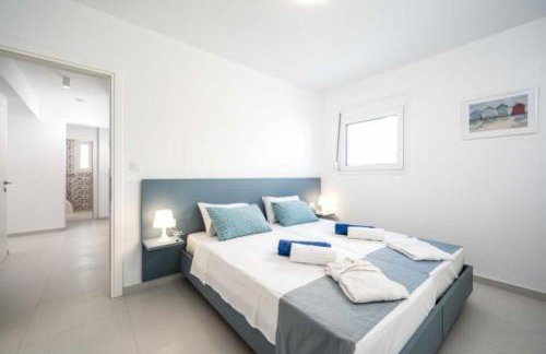 XENOS Villa 5 with a private pool near the sea - Foto 34