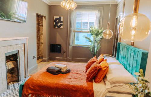 Magistrates Penthouse Suite - Town Centre Apartments with Spa - Foto 10