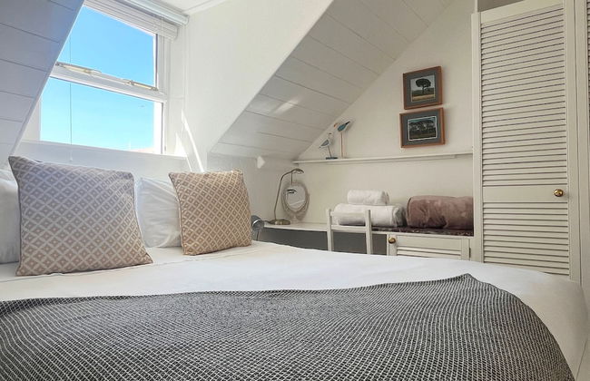 Charming 2 Bed House Central Penzance - Foto 2