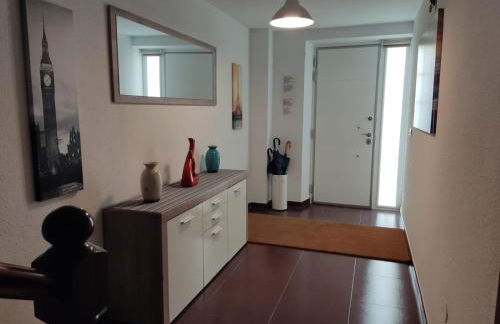 PRECIOSA CASA DE 4 HABITACIONES EN PLENO CORAZÓN DEL CAMINO DE SANTIAGO! - Foto 8