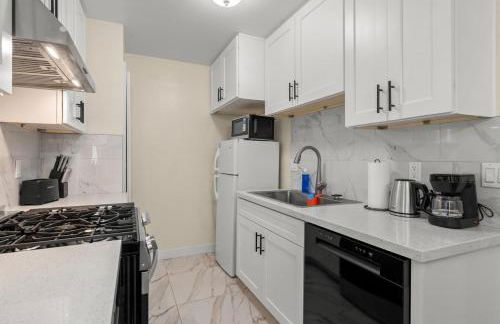 Cozy&Stylish DT Alhambra Living walk to Starbucks - Foto 12