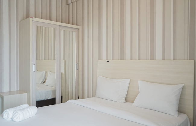 Minimalist and Stylish Studio Skylounge Tamansari Apartment By Travelio - Foto 1