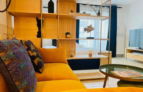 'L'Élégant' Studio Centre, Parking privé, Clim, Terrasse - Foto 22