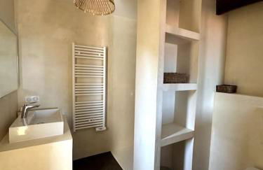 Charming air-conditioned house with garden & view - Foto 35