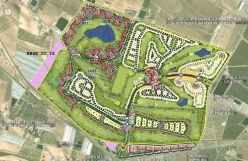 Luxury 2 bedroom 2 bathroom South facing second floor apartment - Foto 6