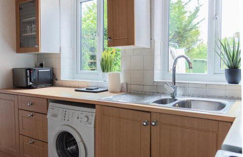 Cosy Inn near Luton Station, Mall and Luton Airport 10 Min - Foto 26