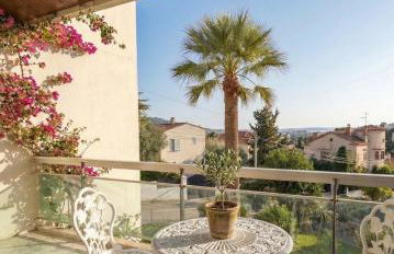 Sea view flat with car park boarder Cannes - Photo 5