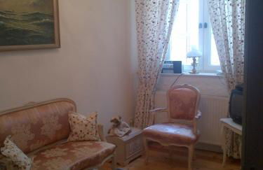 Kulturdenkmal 60 m2 HISTORISCHES BALKENHÄUSCHEN von 1749 - Foto 15