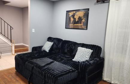 Charming 5 Bed with Spacious Yard with HotTub - Foto 18