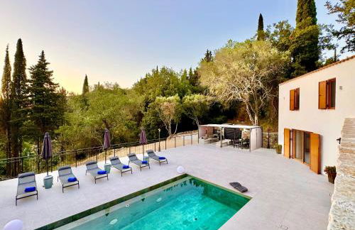 Domenico Morani Luxury Villa Concept with private pool by DadoVillas - Foto 43