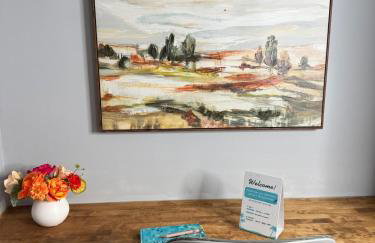 Cozy Room by Hofstra University - Photo 12