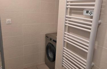 Studios dans une résidence sécurisée et calme avec place de parking - Foto 5