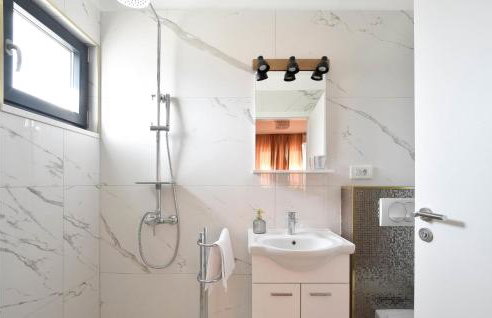 Awesome Home In Split With Wifi - Foto 6