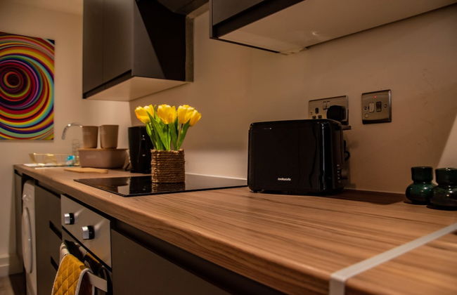 BV Lush Apartment At Conditioning House Bradford - Photo 37