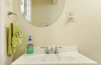 1BR Queen Suite w secure Parking and FiberOptics - Foto 18