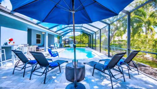 Beautiful Cape Coral Oasis! King Bed, BBQ, Heated Pool, PVT Yard & Much More! - Foto 5, Garden, sunbed, Garden view