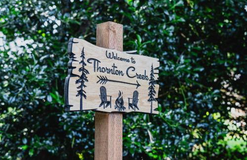 Creekside family house w yoga deck - Foto 43